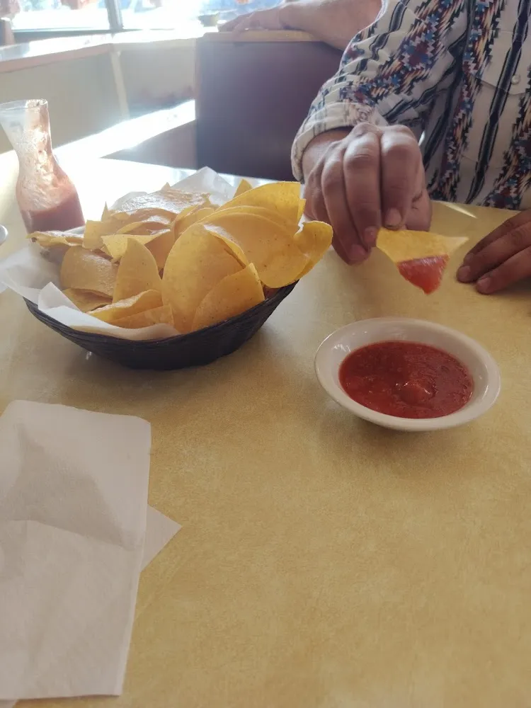 Chips Y Salsa
